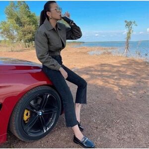 Zara High-Waisted Cropped Flare Black Jeans Denim Raw Hem, Women’s Size 2